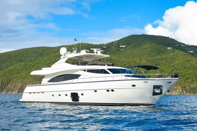 2006 Ferretti Yachts 881