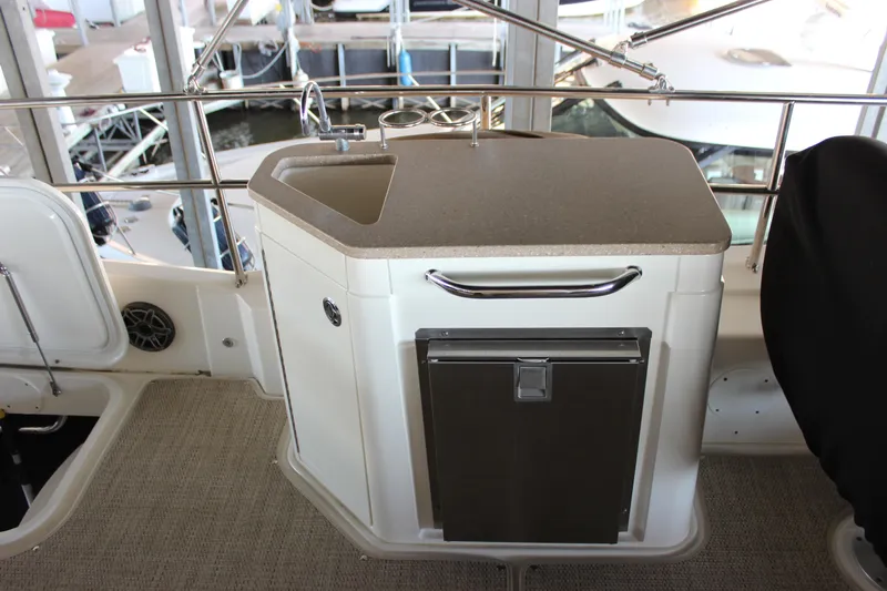  Yacht Photos Pics 2017 Sea Ray Fly 460 yacht kitchenette with sink and storage.