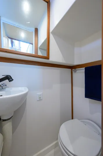 Vienna Yacht Photos Pics 