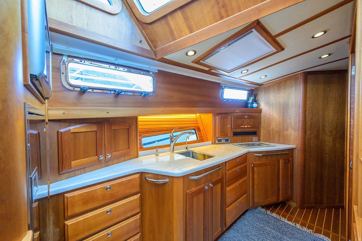 2018 Sabre 48 