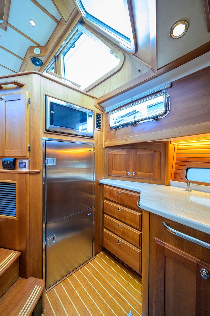2018 Sabre 48 