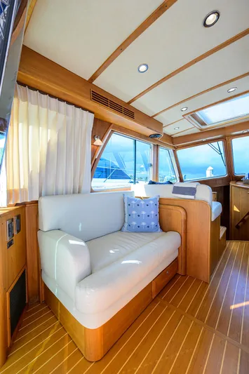 Vienna Yacht Photos Pics 