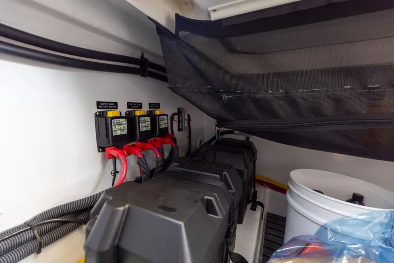 Covert III Yacht Photos Pics MJM 53 Covert III - Exterior Aft Deck