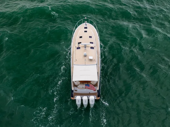 Covert III Yacht Photos Pics MJM 53 Covert III - Exterior Profile