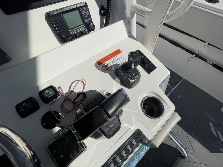 2020-40-invincible-40-catamaran