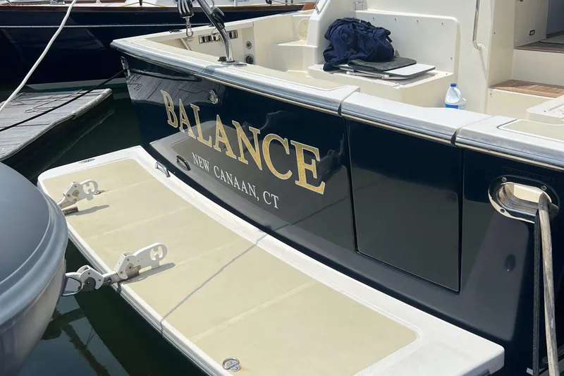Balance Yacht Photos Pics 