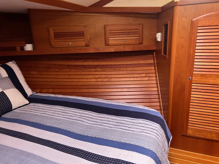 Balance Yacht Photos Pics 