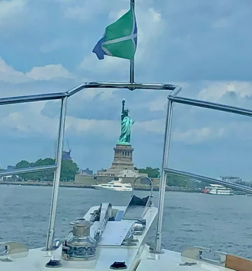 Balance Yacht Photos Pics 