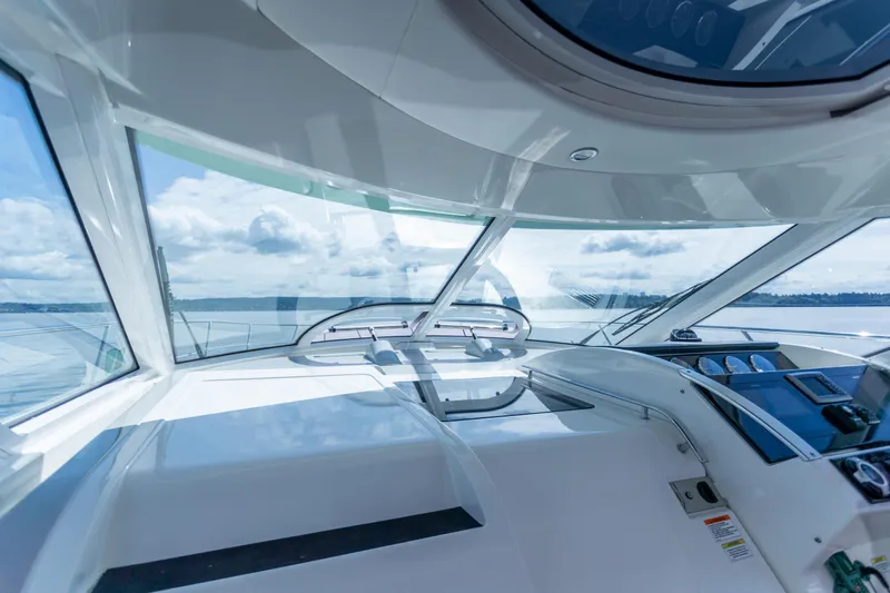  Yacht Photos Pics 2011 Sea Ray 450 Sundancer yacht interior with panoramic ocean view.