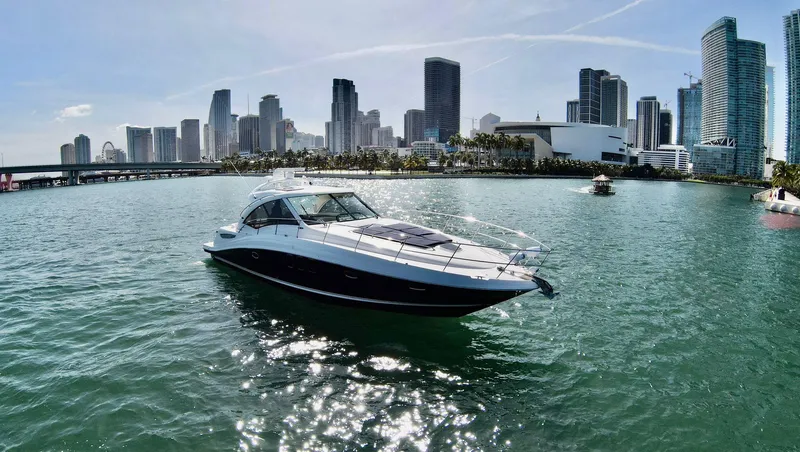 2007 Sea Ray 480 Sundancer Yacht Photos Pics 