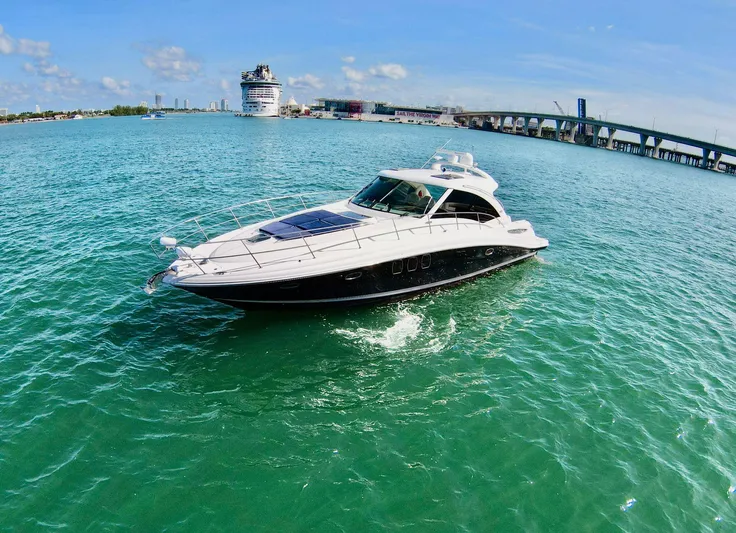 2007 Sea Ray 480 Sundancer Yacht Photos Pics 