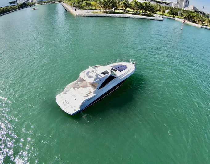 2007 Sea Ray 480 Sundancer Yacht Photos Pics 