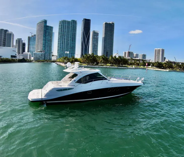 2007 Sea Ray 480 Sundancer Yacht Photos Pics 