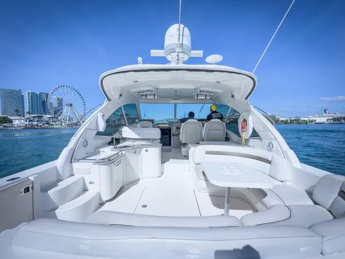 2007 Sea Ray 480 Sundancer Yacht Photos Pics 