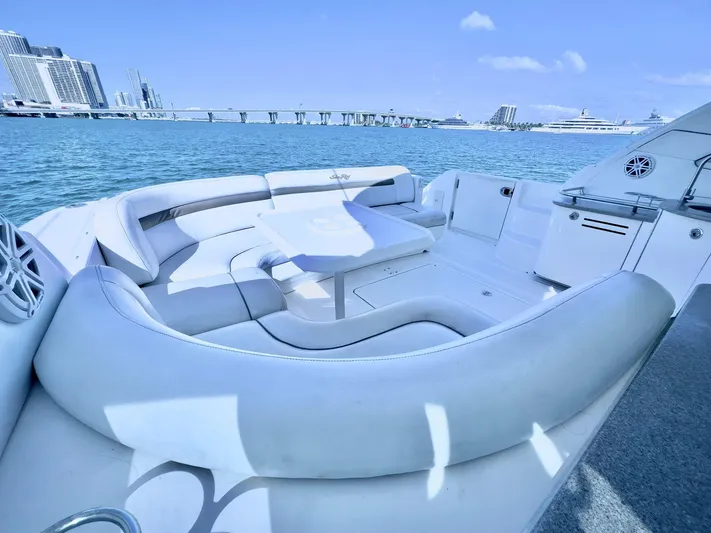 2007 Sea Ray 480 Sundancer Yacht Photos Pics 