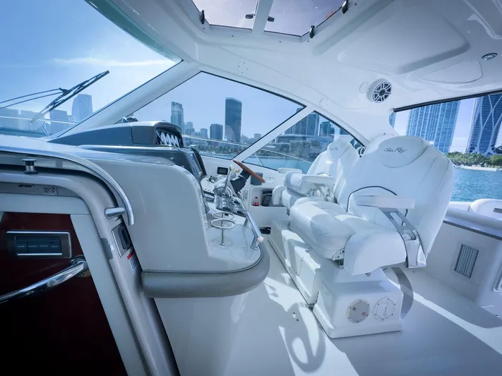 2007 Sea Ray 480 Sundancer Yacht Photos Pics 