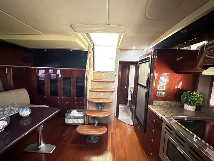 2007 Sea Ray 480 Sundancer Yacht Photos Pics 