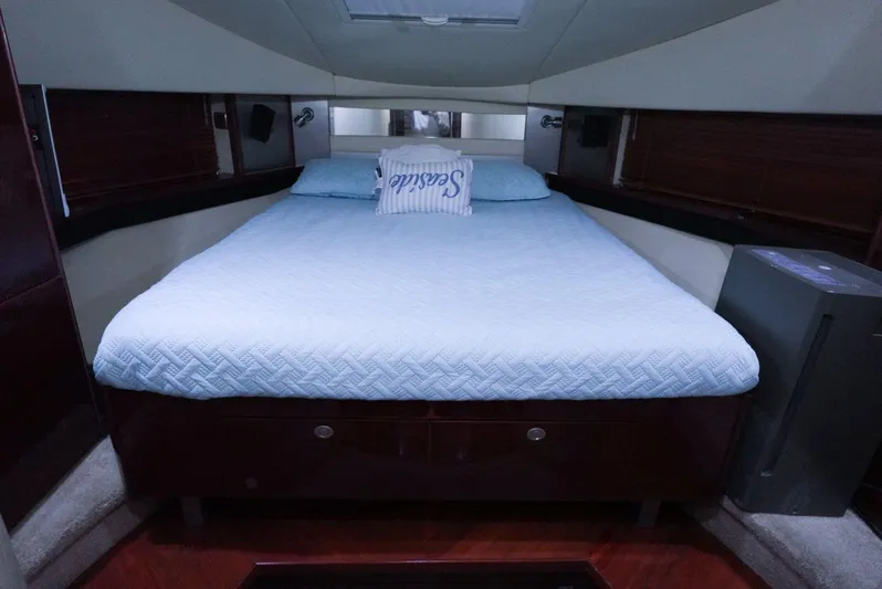 2007 Sea Ray 480 Sundancer Yacht Photos Pics 