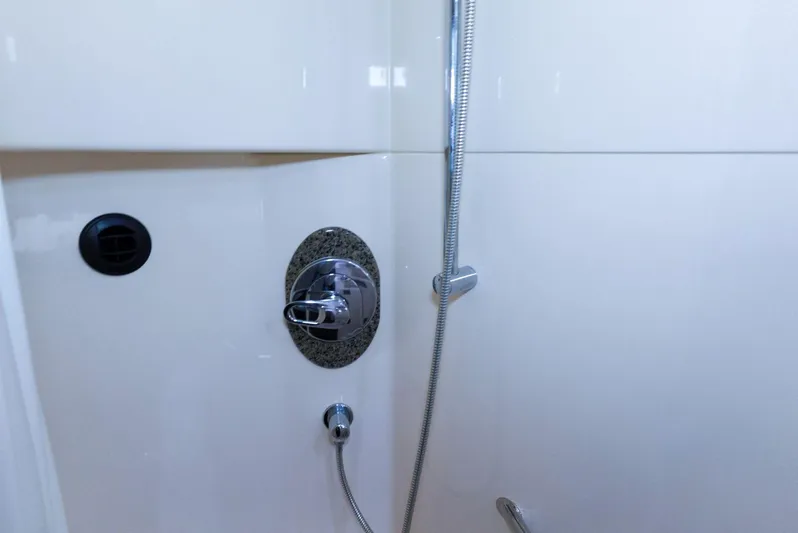 2007 Sea Ray 480 Sundancer Yacht Photos Pics 