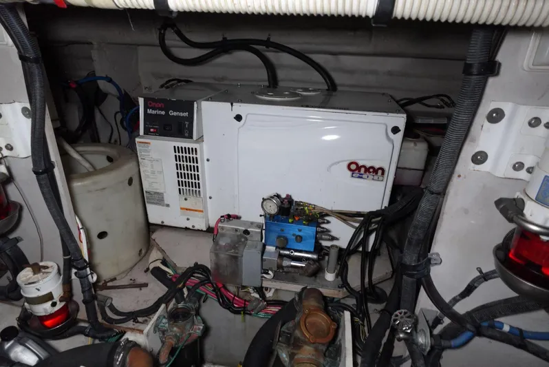 2007 Sea Ray 480 Sundancer Yacht Photos Pics 