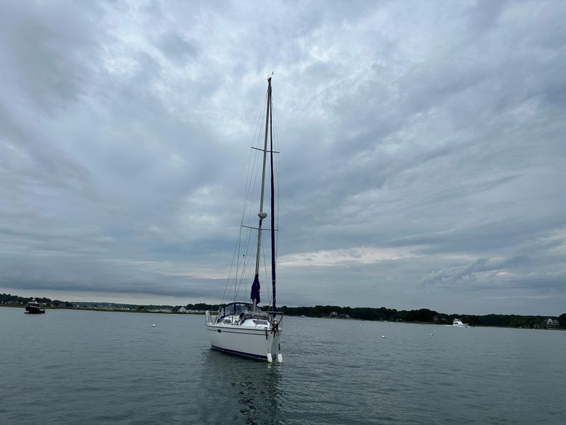 1999 Catalina 320