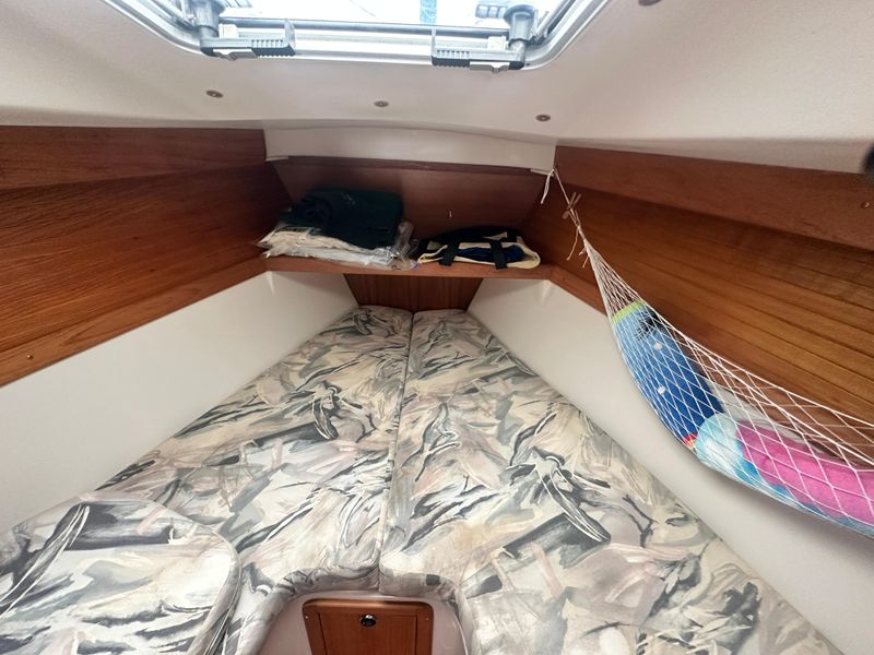 1999 Catalina 320