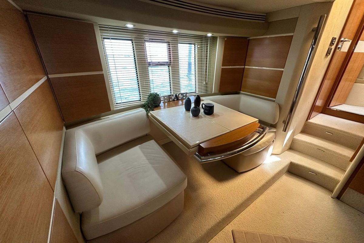 2013 Azimut 53 