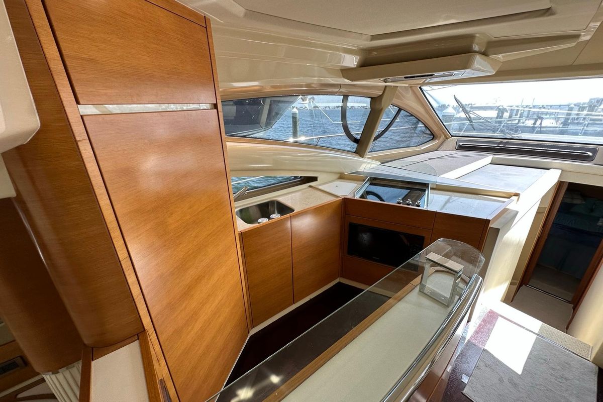 2013 Azimut 53 