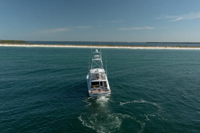 Annalize Yacht Photos Pics 2005 Hatteras 68 Convertible- Transom