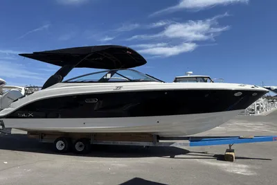 Sea Ray SLX 260 Outboard