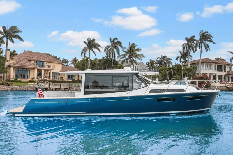 Annabelle IV Yacht Photos Pics 