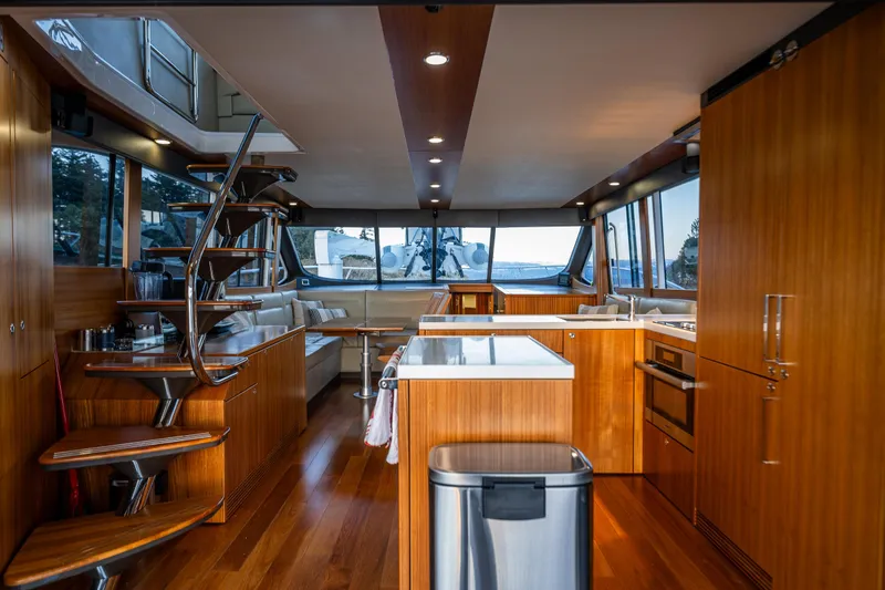 Merriweather Yacht Photos Pics 