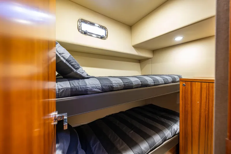 Merriweather Yacht Photos Pics 