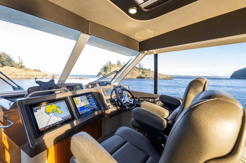 Merriweather Yacht Photos Pics 