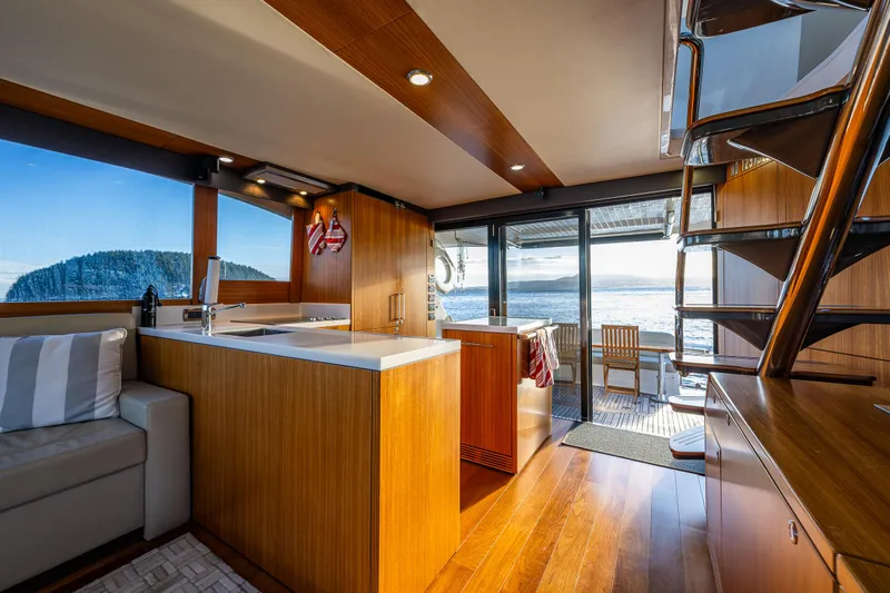 Merriweather Yacht Photos Pics 