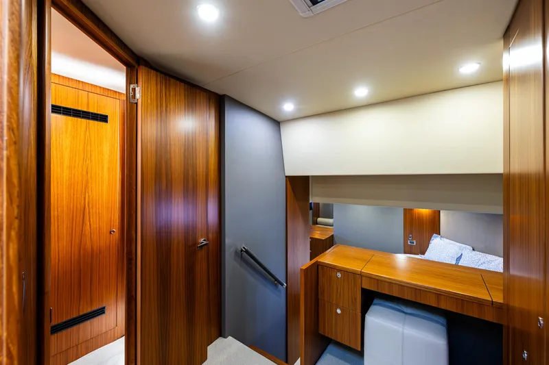 Merriweather Yacht Photos Pics 