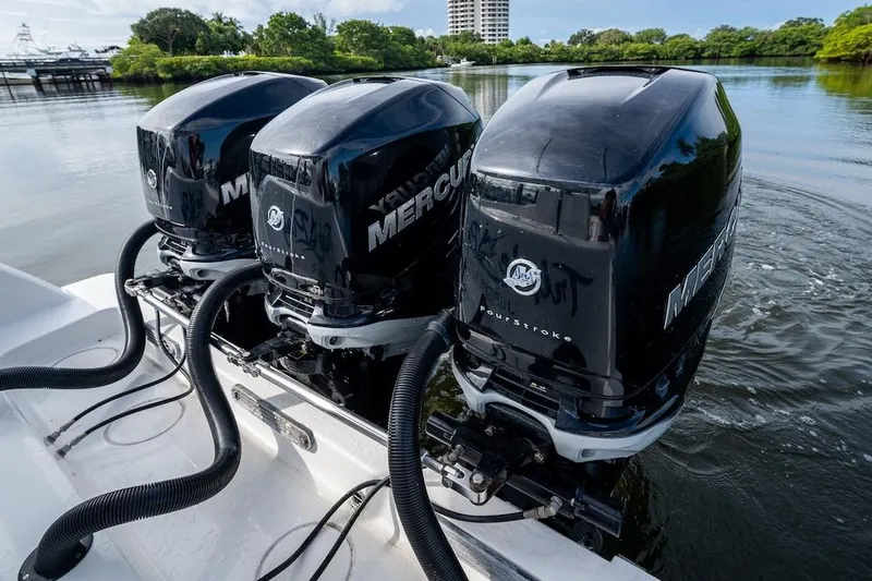  Yacht Photos Pics Triple Mercury outboard engines on a 2016 Invincible 39 Open Fisherman boat.
