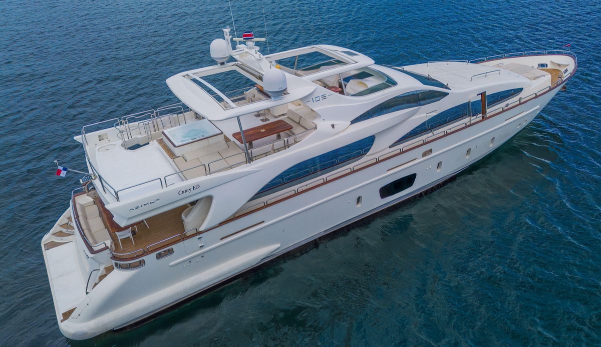 2006 Azimut 105 