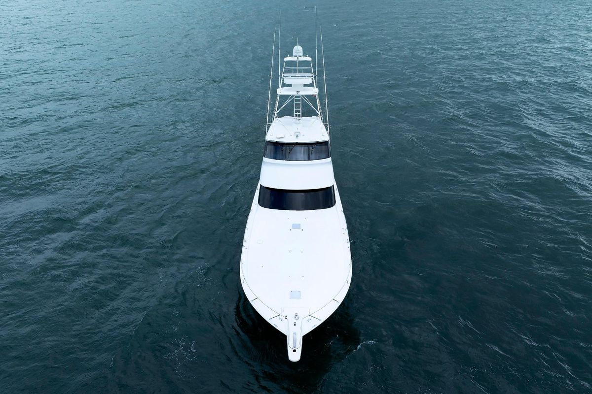 2009 Viking 74 