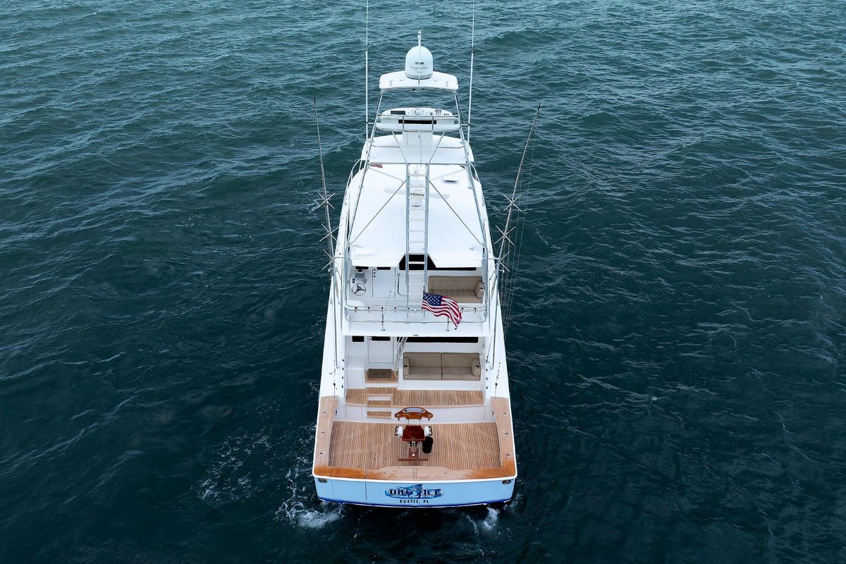 2009 Viking 74 