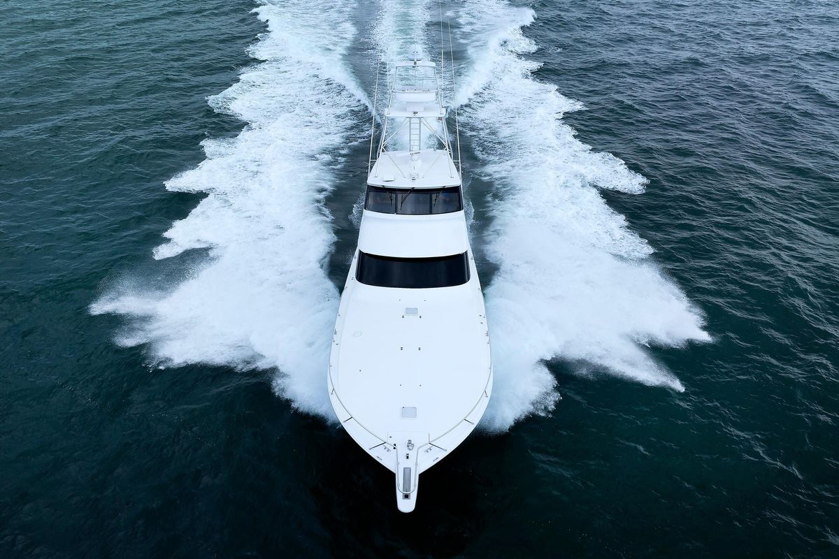 2009 Viking 74 