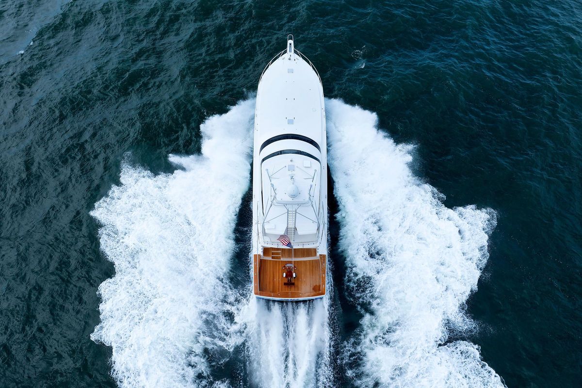 2009 Viking 74 