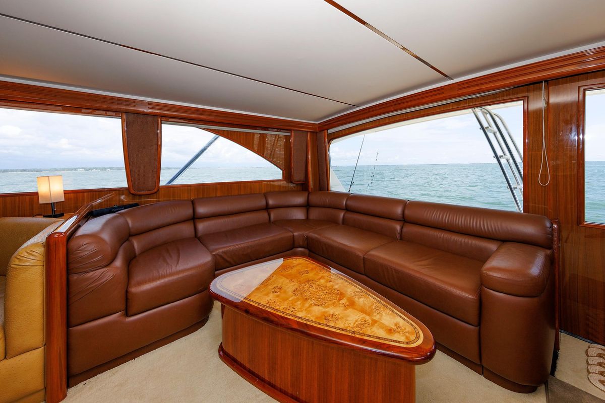 2009 Viking 74 