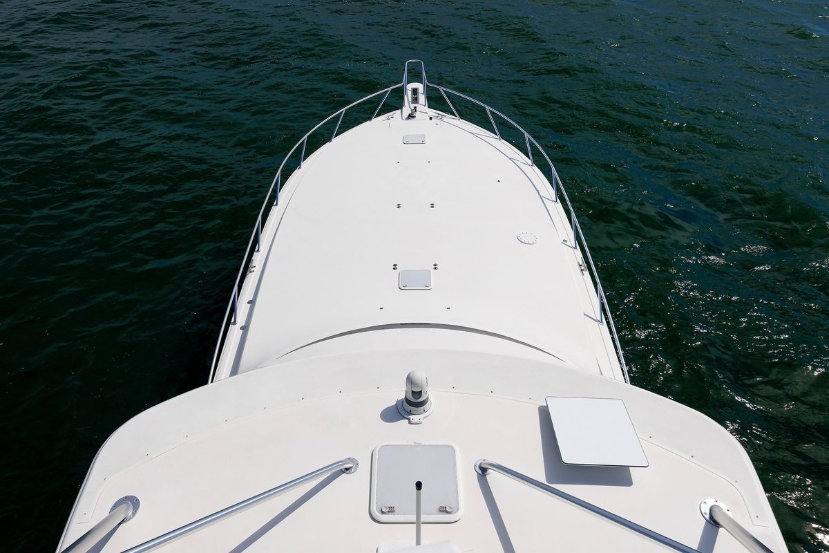2009 Viking 74 