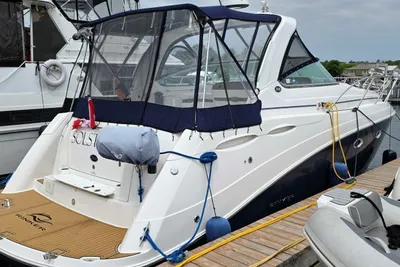 Rinker 350 Express Cruiser