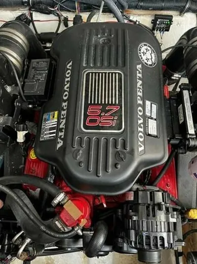  Yacht Photos Pics Volvo Penta 5.7 OSI engine in 2007 Rinker 350 Express boat.