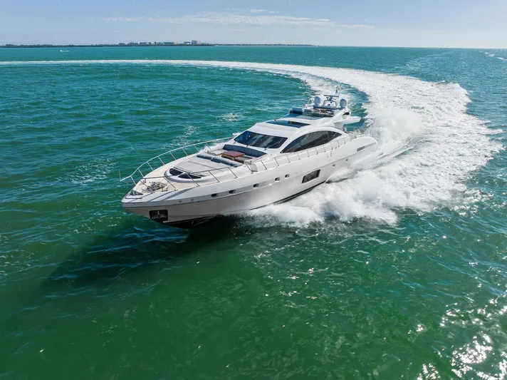 Mine Set Yacht Photos Pics 