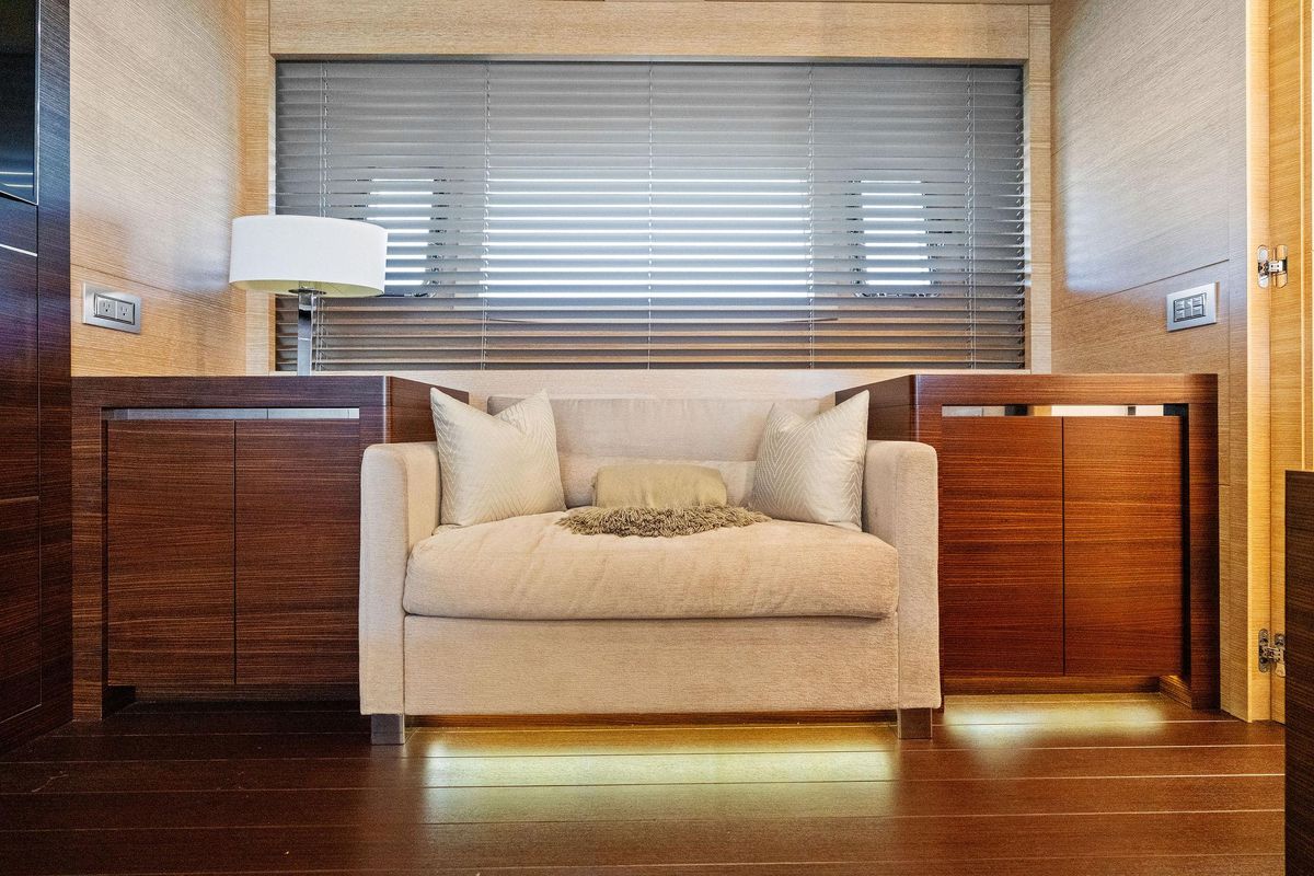 2016 Mangusta 94 