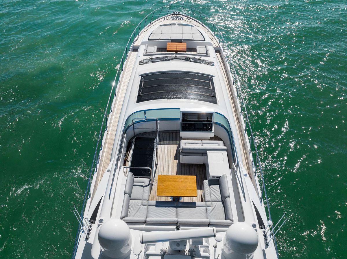 2016 Mangusta 94 