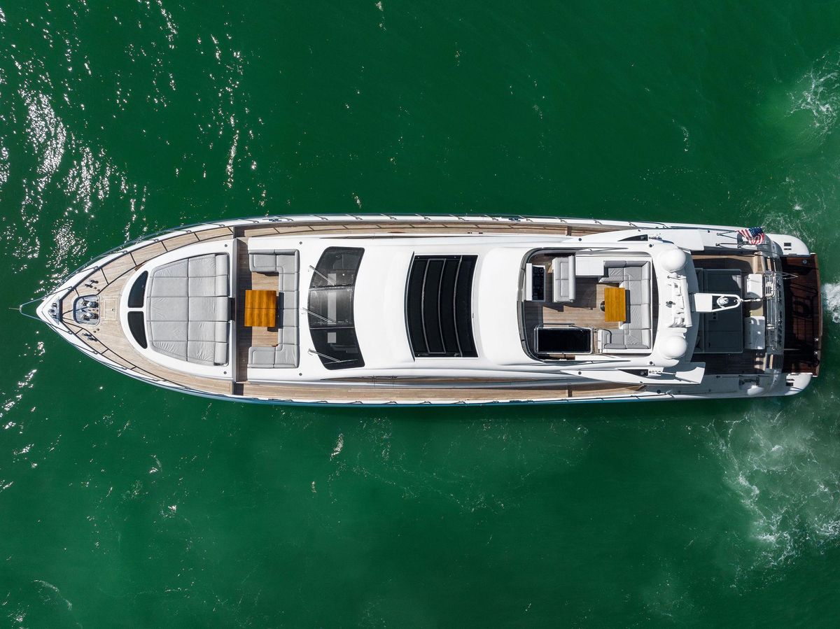 2016 Mangusta 94 